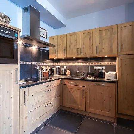Bel A Bisanne 1500 Avec Parking Inclus Pour 6 Pers Appartement *